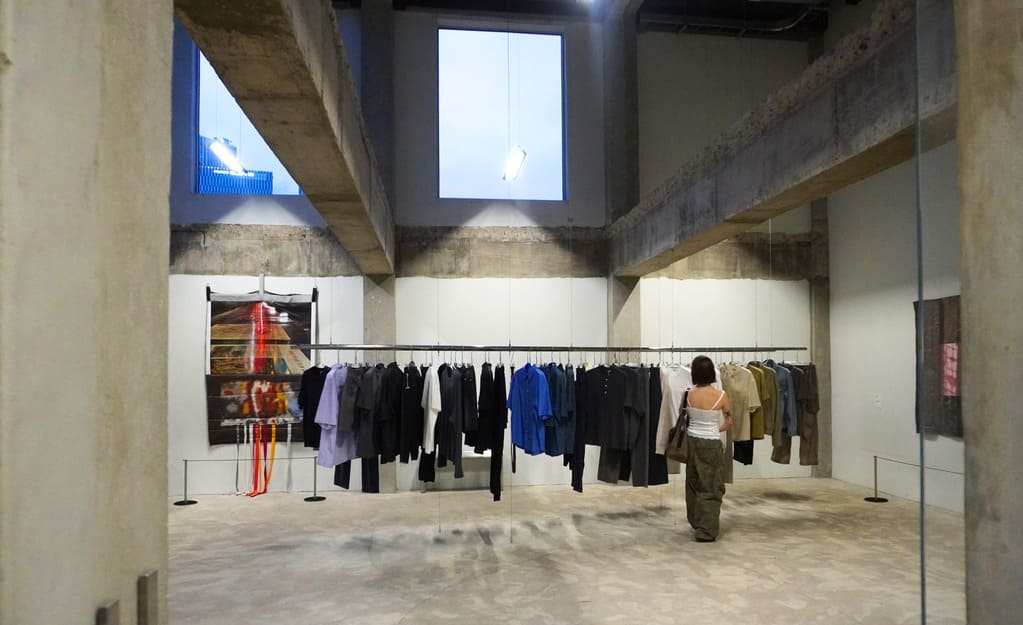 The Coor Seongsu Flagship Store — Where Fashion Meets Contemporary Art